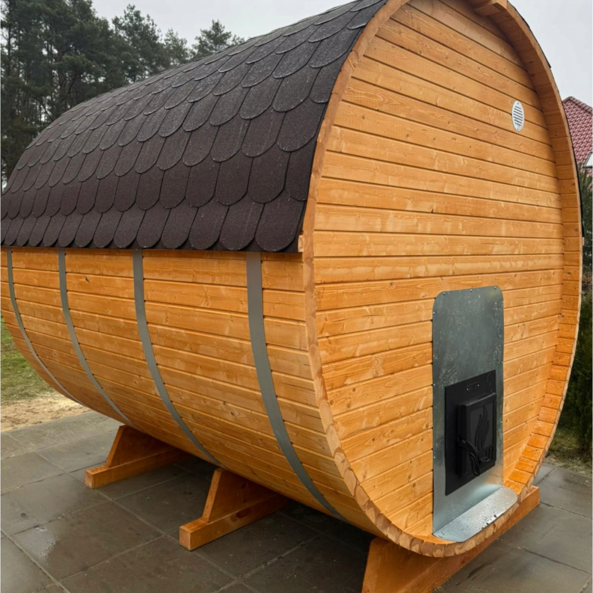 Sauna a botte da esterno 240 cm con stufa a legna - immagine 4